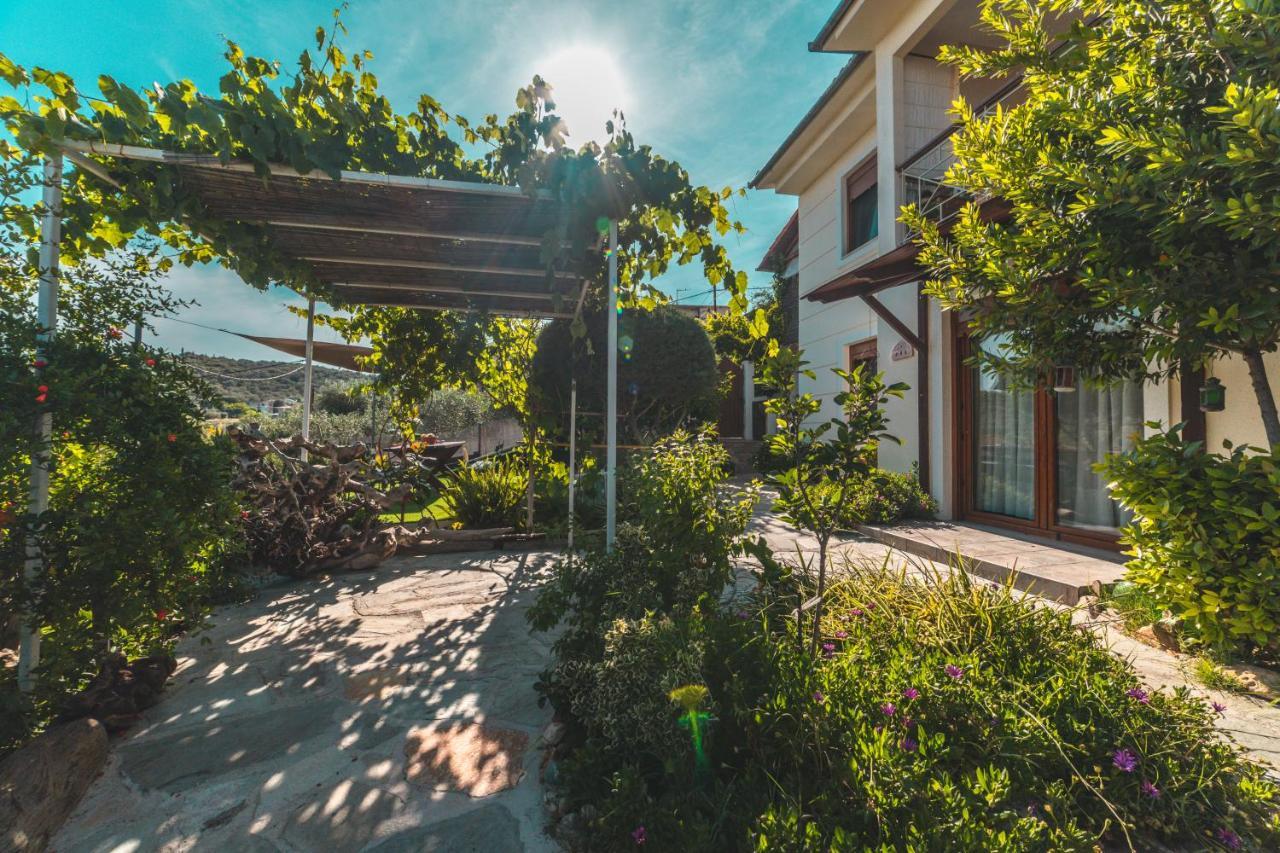 Holiday home Akava Garden House *